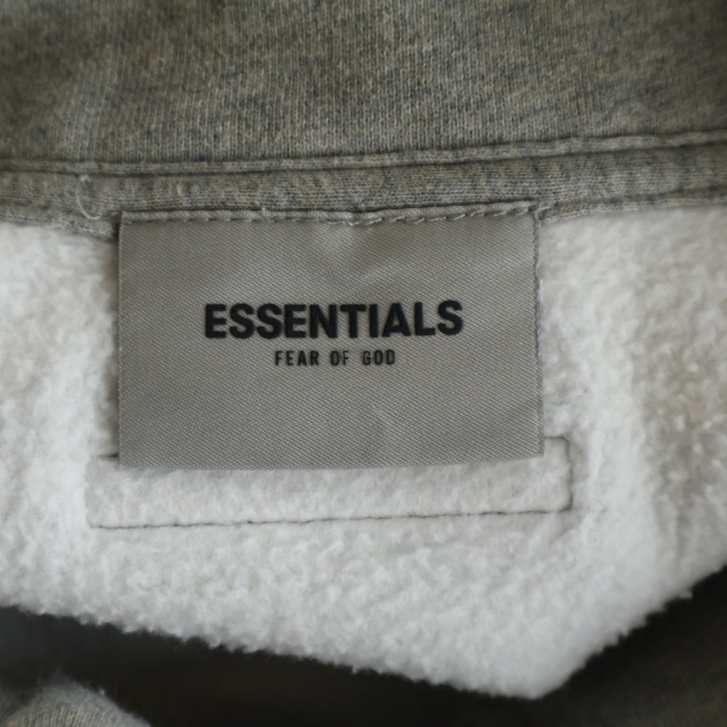FEAR OF GOD ESSENTIALS(フィアオブゴッド エッセンシャルズ) リフレクトロゴ モックネックプルオーバースウェットトレーナー