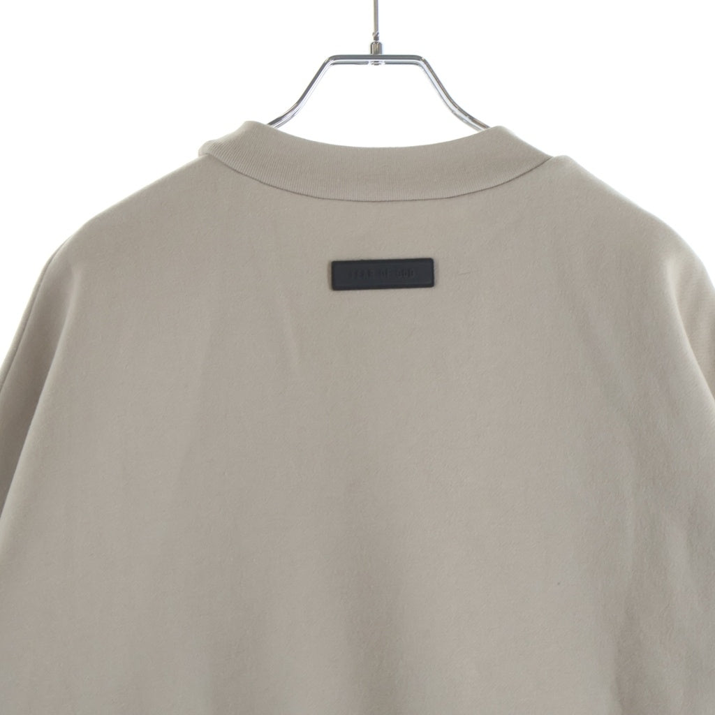 FEAR OF GOD ESSENTIALS(フィアオブゴッド エッセンシャルズ) Crewneck Sweatshirts クルーネックスウェットシャツ ラバーロゴスウェットトレーナー ベージュ