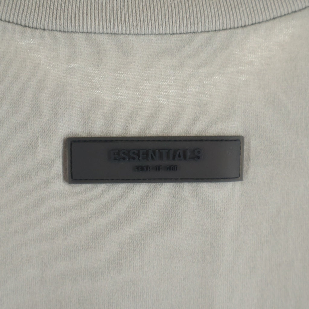 FEAR OF GOD ESSENTIALS(フィアオブゴッド エッセンシャルズ) Felt Logo S/S T-Shirts フェルトロゴショートスリーブTシャツ クルーネック半袖Tシャツ ベージュ