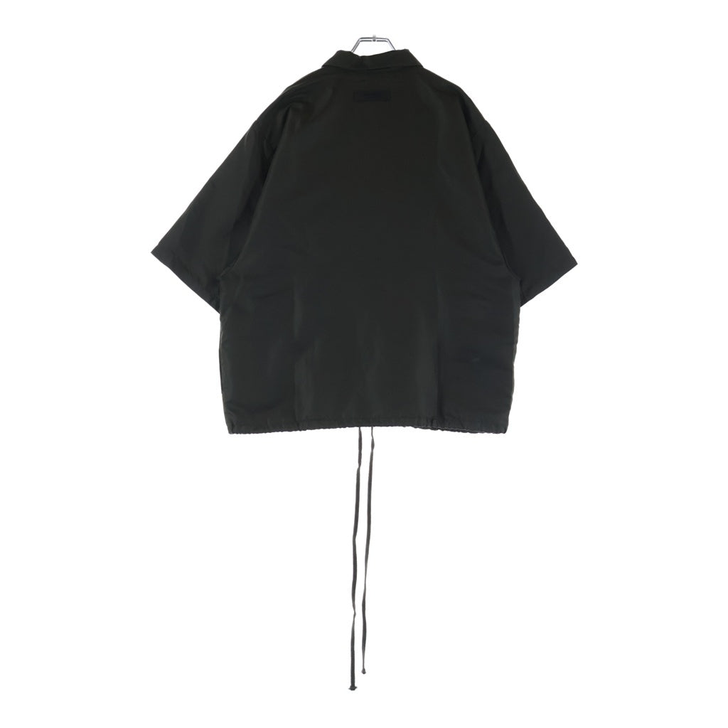FEAR OF GOD ESSENTIALS(フィアオブゴッド エッセンシャルズ) 1977 Felt Logo Nylon S/S Shirts フェルトロゴナイロンショートスリーブシャツ ボタンダウン半袖シャツ カーキ