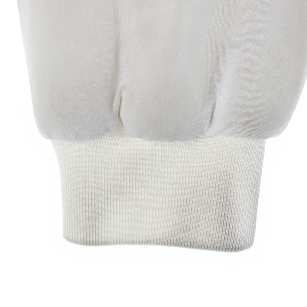 LOUIS VUITTON(ルイヴィトン) 23SS オーナメントパデッド Vネック プルオーバー ホワイト RM222 OF3 HNB65W