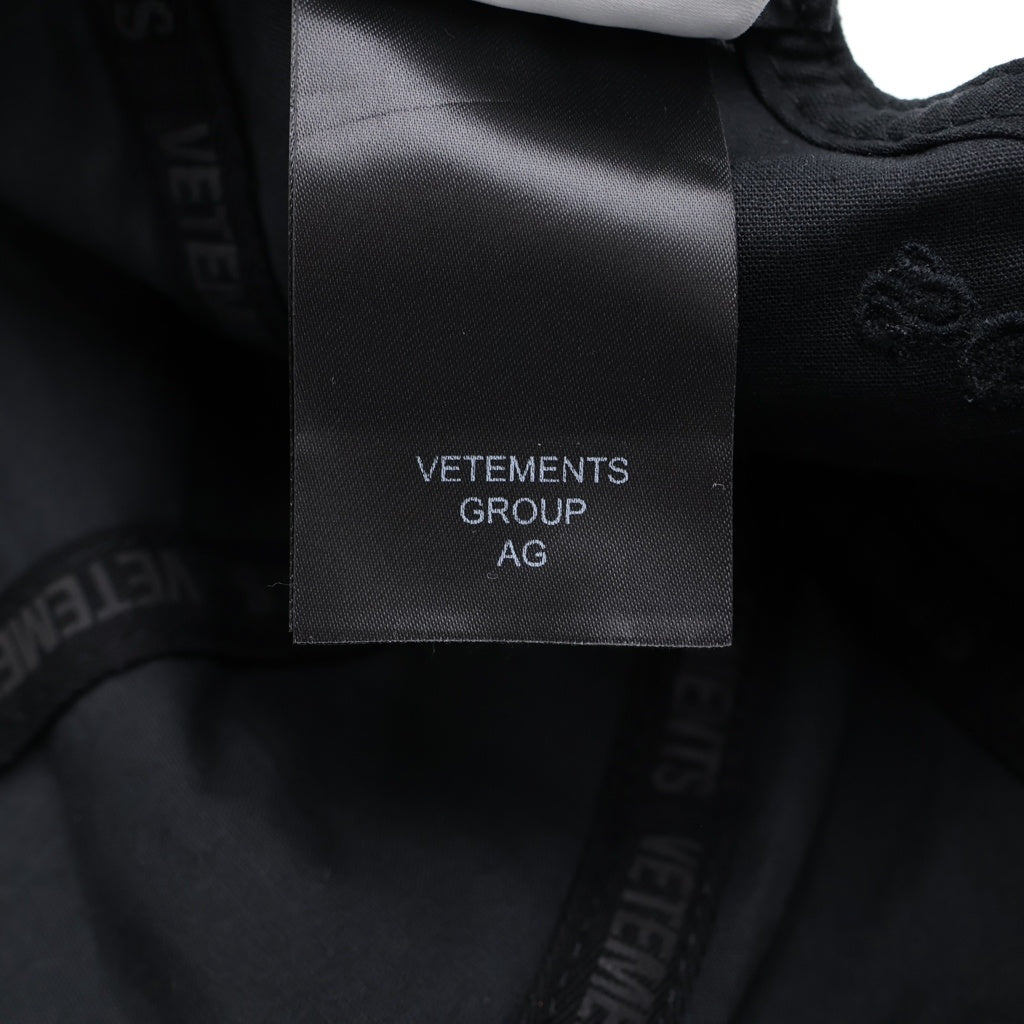 VETEMENTS(ヴェトモン) LEATHER BIKER CROSS CAP レザー バイカー クロス キャップ ブラック