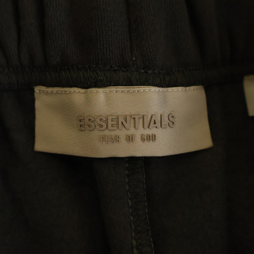 FEAR OF GOD ESSENTIALS(フィアオブゴッド エッセンシャルズ) 1977 Logo Sweat Shorts フェルトロゴスウェットショーツ ハーフパンツ ダークブラウン