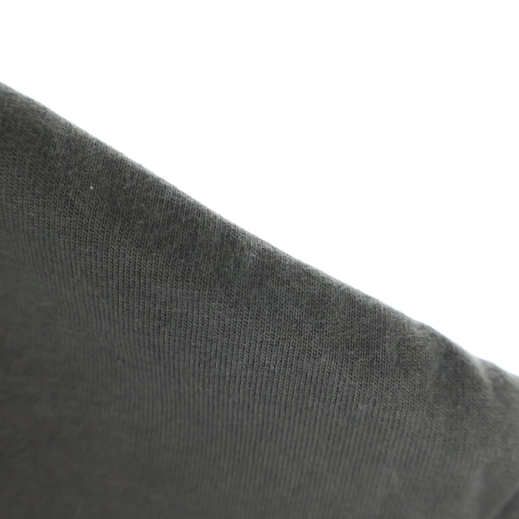FEAR OF GOD ESSENTIALS(フィアオブゴッド エッセンシャルズ) Rubber Logo Football Tee ラバーロゴフットボールTシャツ Vネック半袖Tシャツ カットソー カーキ