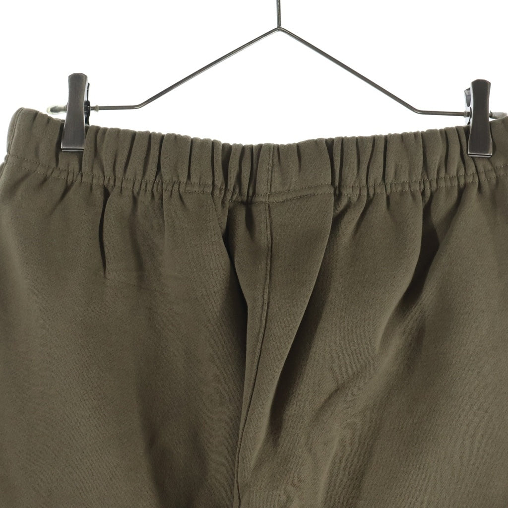 FEAR OF GOD ESSENTIALS(フィアオブゴッド エッセンシャルズ) Rubber Logo Sweat Shorts ラバーロゴスウェットショーツ ハーフパンツ ライトブラウン