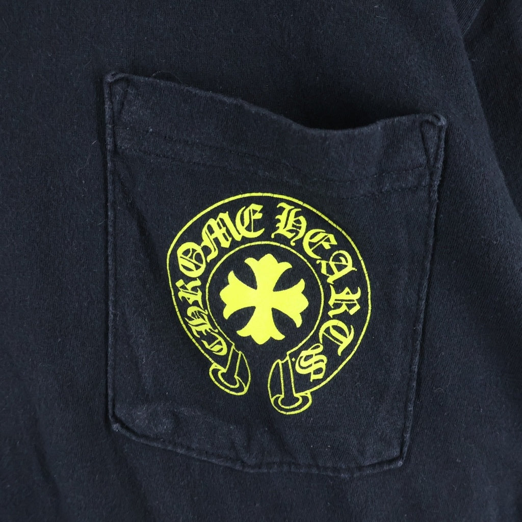 CHROME HEARTS(クロムハーツ) MADE IN HOLLYWOOD VERTICAL LOGO TEE メイドインハリウッド ヴァーティカルロゴ クルーネック ポケット 半袖Tシャツカットソー ブラック/イエロー