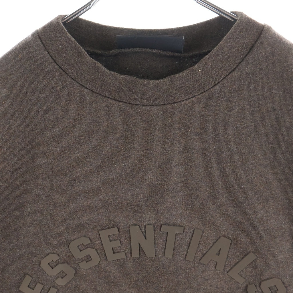 FEAR OF GOD ESSENTIALS(フィアオブゴッド エッセンシャルズ) Rubber Logo Heavy Weight S/S T-Shirts ラバーロゴヘビーウェイトTシャツ クルーネック半袖Tシャツ ブラウン