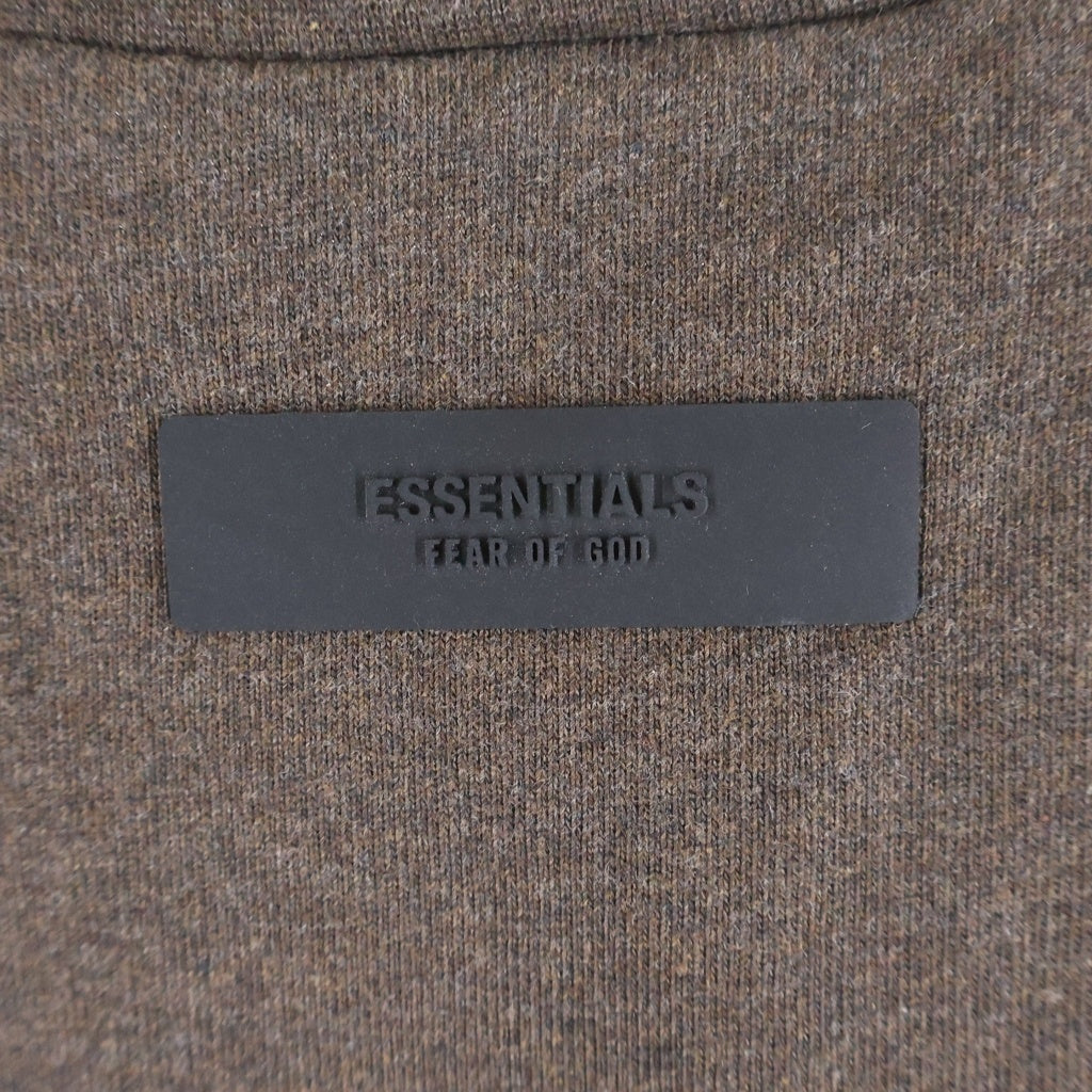 FEAR OF GOD ESSENTIALS(フィアオブゴッド エッセンシャルズ) Rubber Logo Heavy Weight S/S T-Shirts ラバーロゴヘビーウェイトTシャツ クルーネック半袖Tシャツ ブラウン