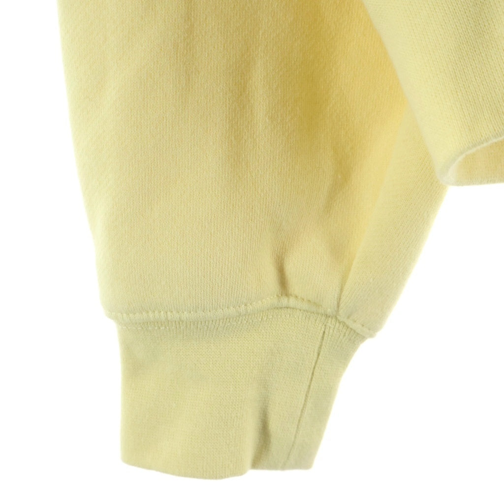 FEAR OF GOD ESSENTIALS(フィアオブゴッド エッセンシャルズ) Felt Logo Pullover Hoodie フェルトロゴプルオーバーフーディー スウェットパーカー イエロー