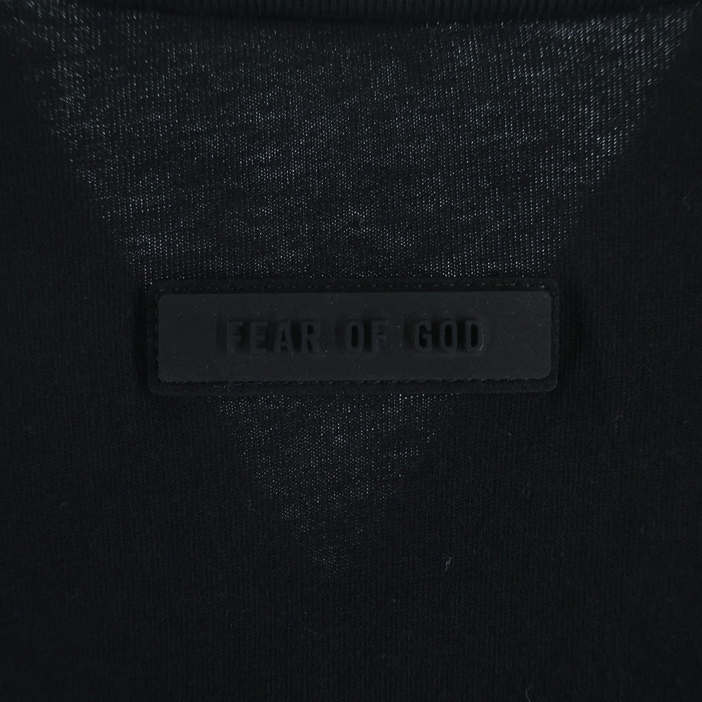 FEAR OF GOD ESSENTIALS(フィアオブゴッド エッセンシャルズ) Rubber Logo S/S Game Shirts ラバーロゴゲームシャツ Vネック半袖Tシャツ ブラック
