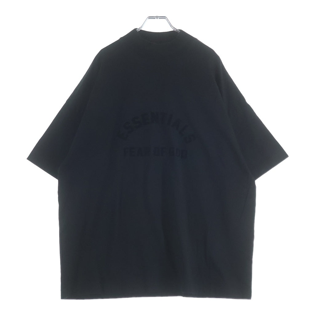 FEAR OF GOD ESSENTIALS(フィアオブゴッド エッセンシャルズ) Rubber Logo Mockneck S/S T-Shirts ラバーロゴモックネックTシャツ 半袖Tシャツ ブラック