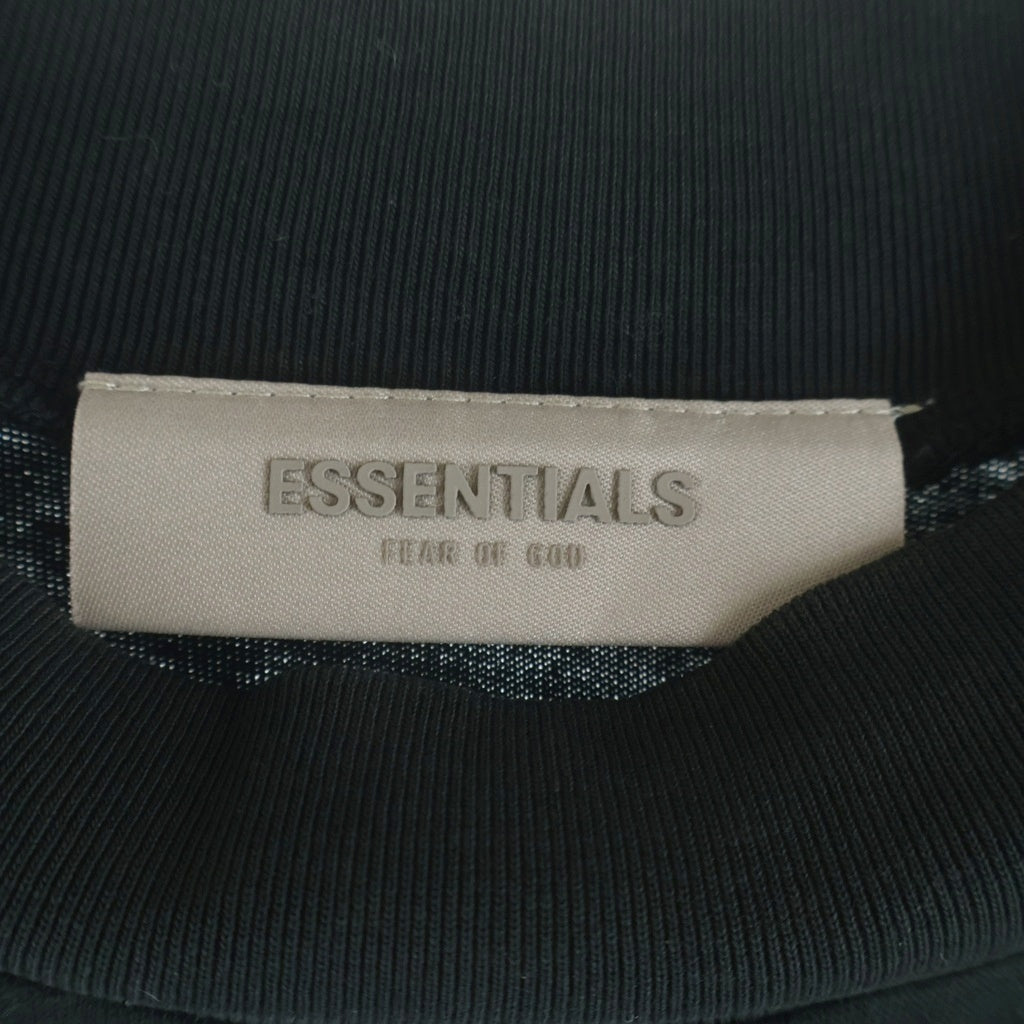 FEAR OF GOD ESSENTIALS(フィアオブゴッド エッセンシャルズ) Felt Logo Mockneck S/S T-Shirts フェルトロゴモックネックTシャツ 半袖Tシャツ ダークグレー
