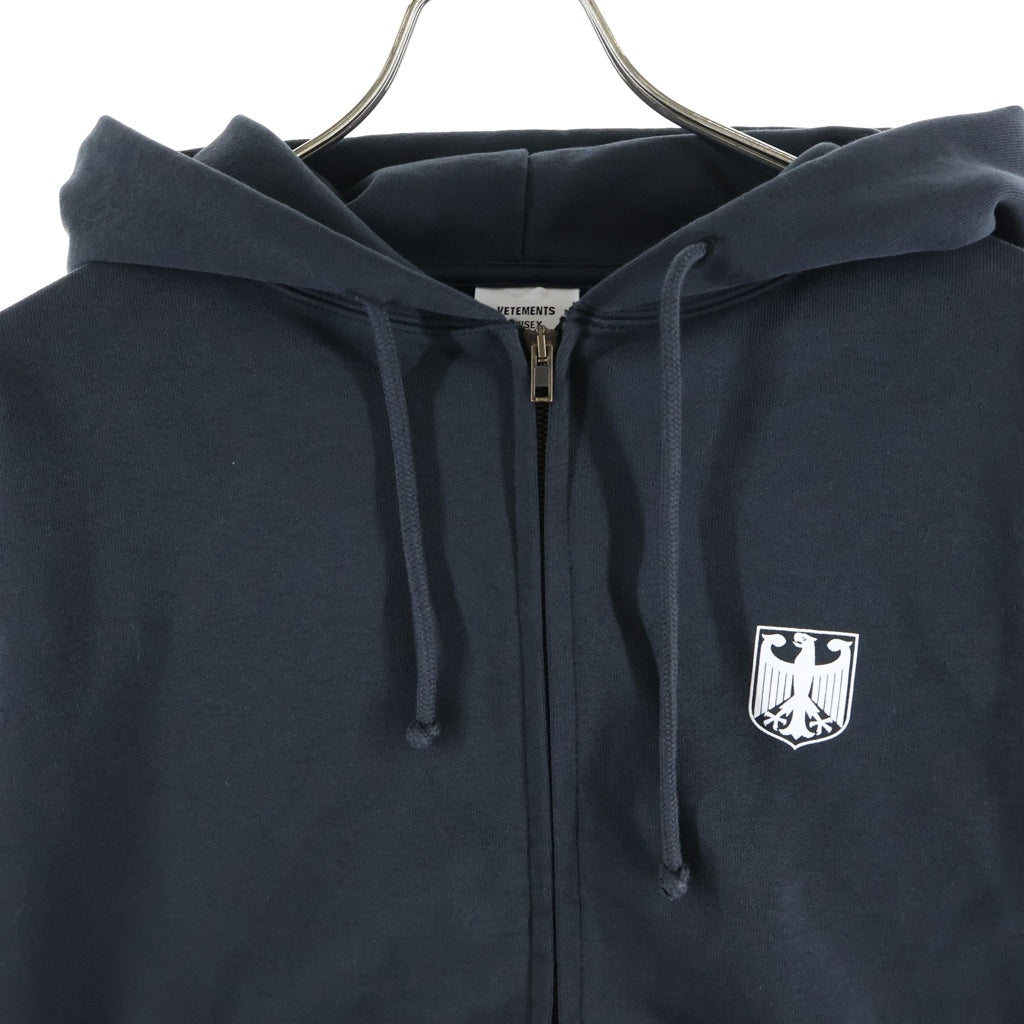 VETEMENTS(ヴェトモン) 25AW POLIZEI Zip Up Hoodie ポリツァイジップアップフーディー ロゴプリントジップアップパーカー ブラック