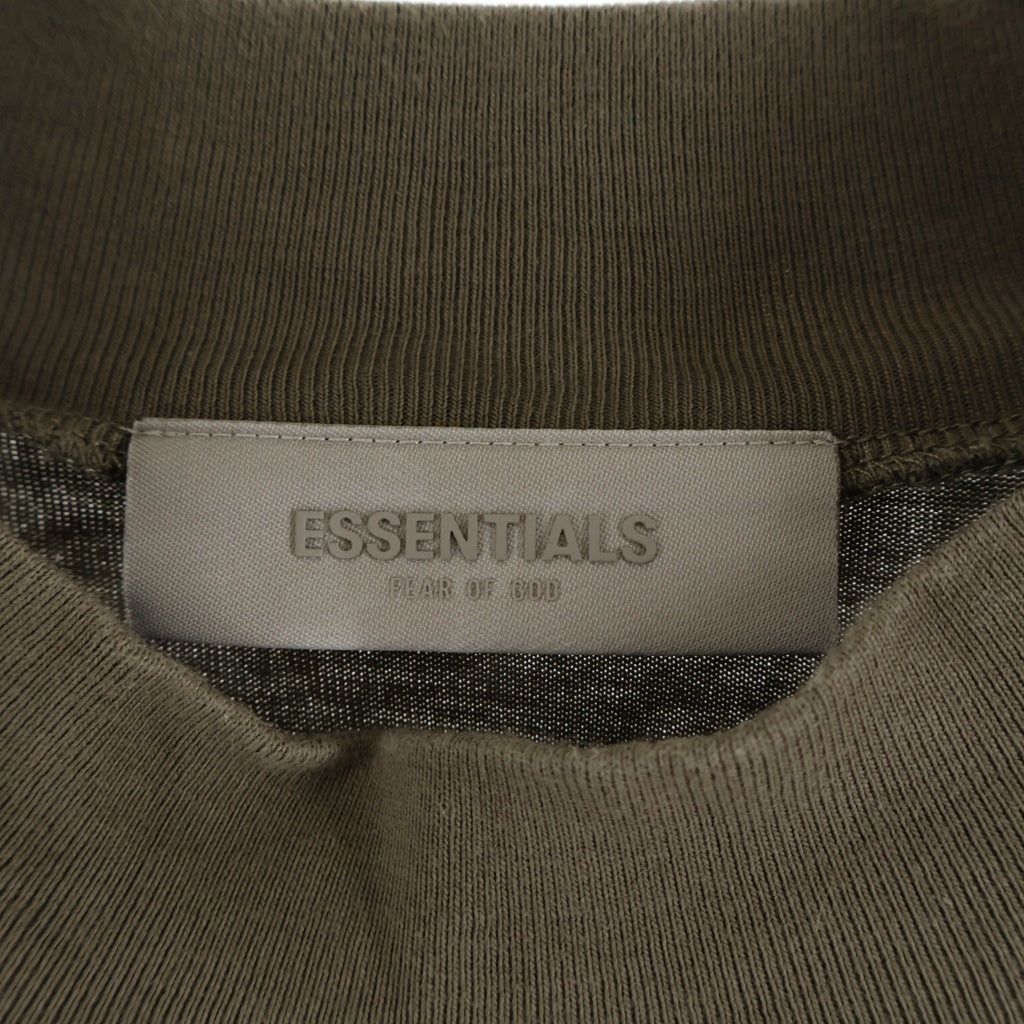 FEAR OF GOD ESSENTIALS(フィアオブゴッド エッセンシャルズ) FELT LOGO L/S TEE フェルトロゴロングスリーブTシャツ クルーネック長袖モックネックTシャツ ブラウン