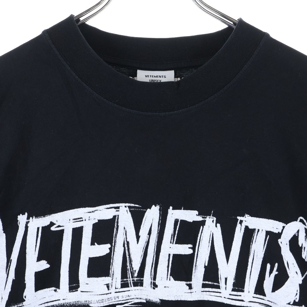 VETEMENTS(ヴェトモン) 22SS ワールドツアー 半袖Tシャツ カットソー ブラック UA52TR580W