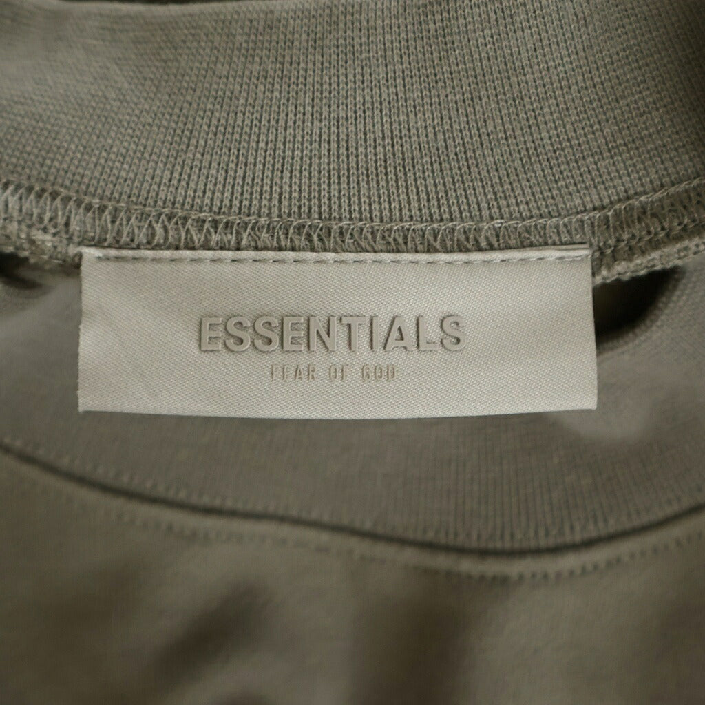FEAR OF GOD ESSENTIALS(フィアオブゴッド エッセンシャルズ) Felt Logo Mockneck Sweatshirts フェルトロゴモックネックスウェットシャツ コットンフリーススウェットトレーナー ブラウン