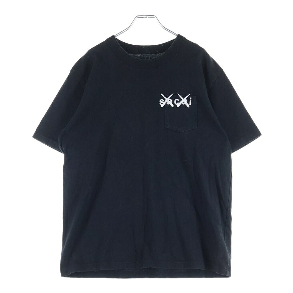 Sacai(サカイ) 21AW ×KAWS EMBROIDERY カウズ コットン ロゴエンブロイダリー クルーネックTシャツ カットソー ブラック 21-0285S