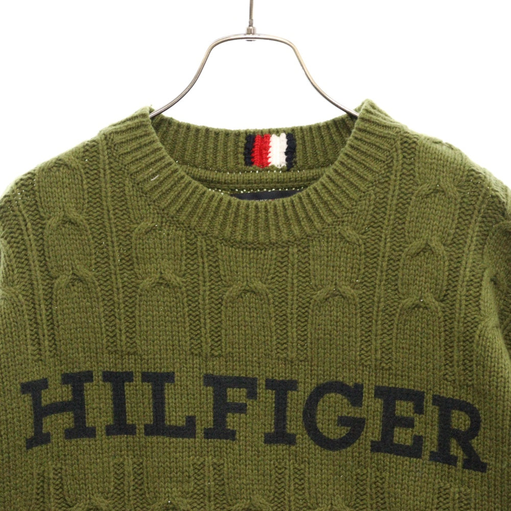 TOMMY HILFIGER(トミーヒルフィガー) CABLE MONOTYPE CREW NECK ケーブルモノタイプ フロントロゴ クルーネックニットセーター カーキ MW33082