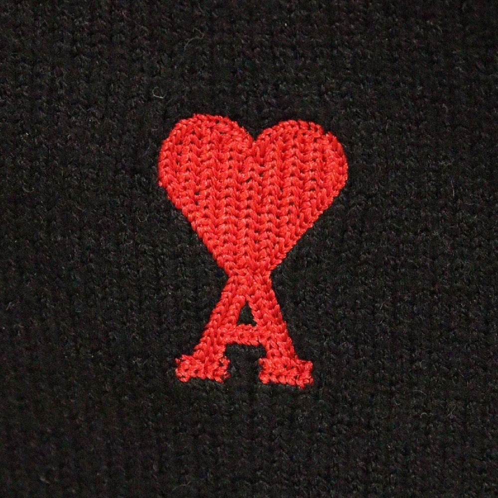 AMI Alexandre Mattiussi(アミアレクサンドルマテュッシ) フロントロゴ刺繍 クルーネック ニットセーター ブラック A21FK009.016