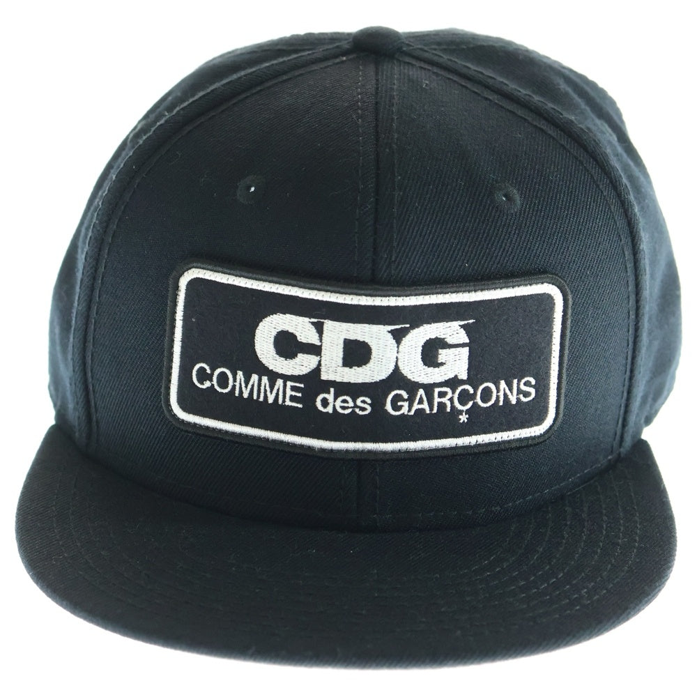 COMME des GARCONS(コムデギャルソン) 20SS LOGO CAP フロント ワッペン ロゴ ストレート スナップバック キャップ sz-k601