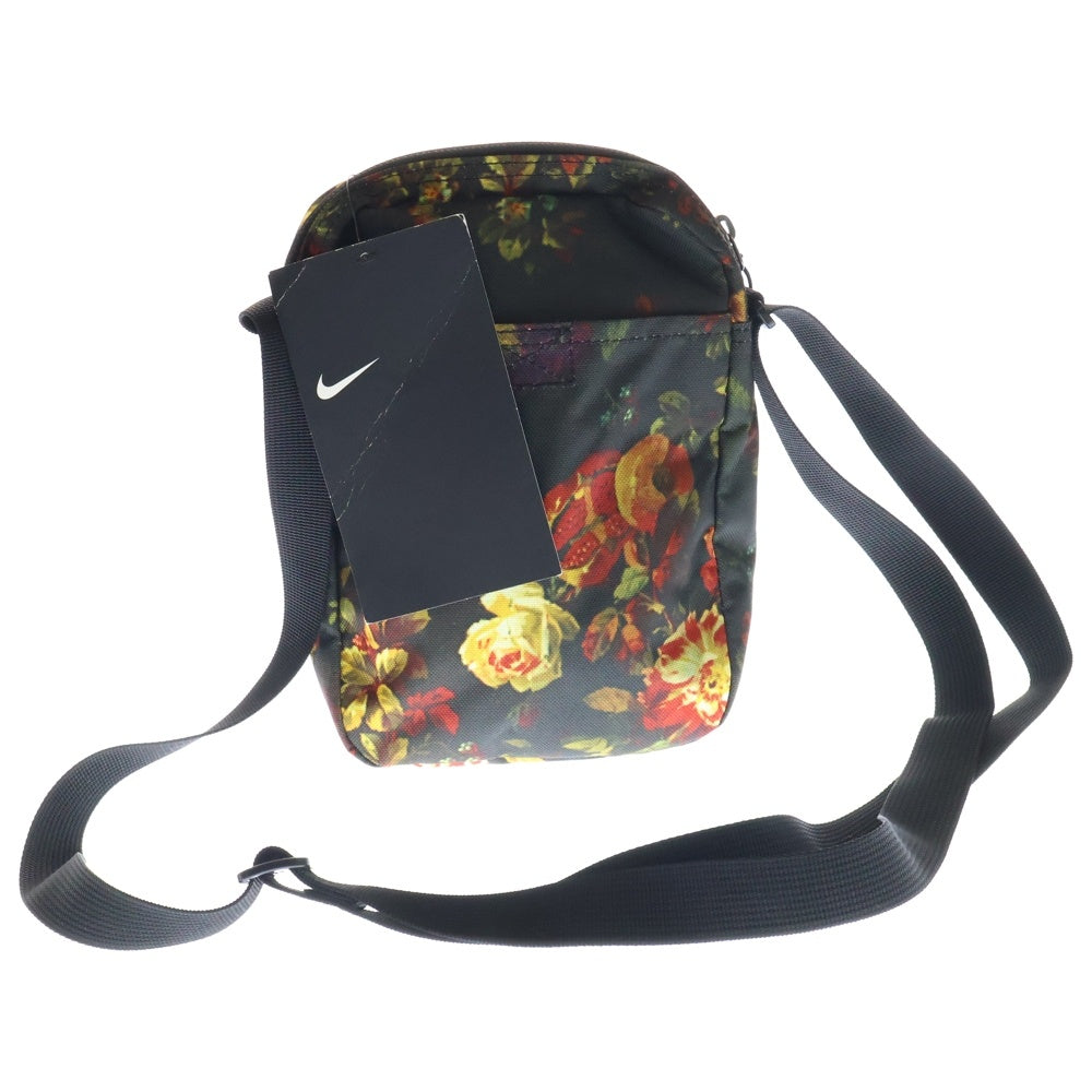 NIKE(ナイキ) Heritage Floral Print Shoulder Bag ヘリテッジ フローラル プリント ショルダーバッグ マルチ BA5849-010