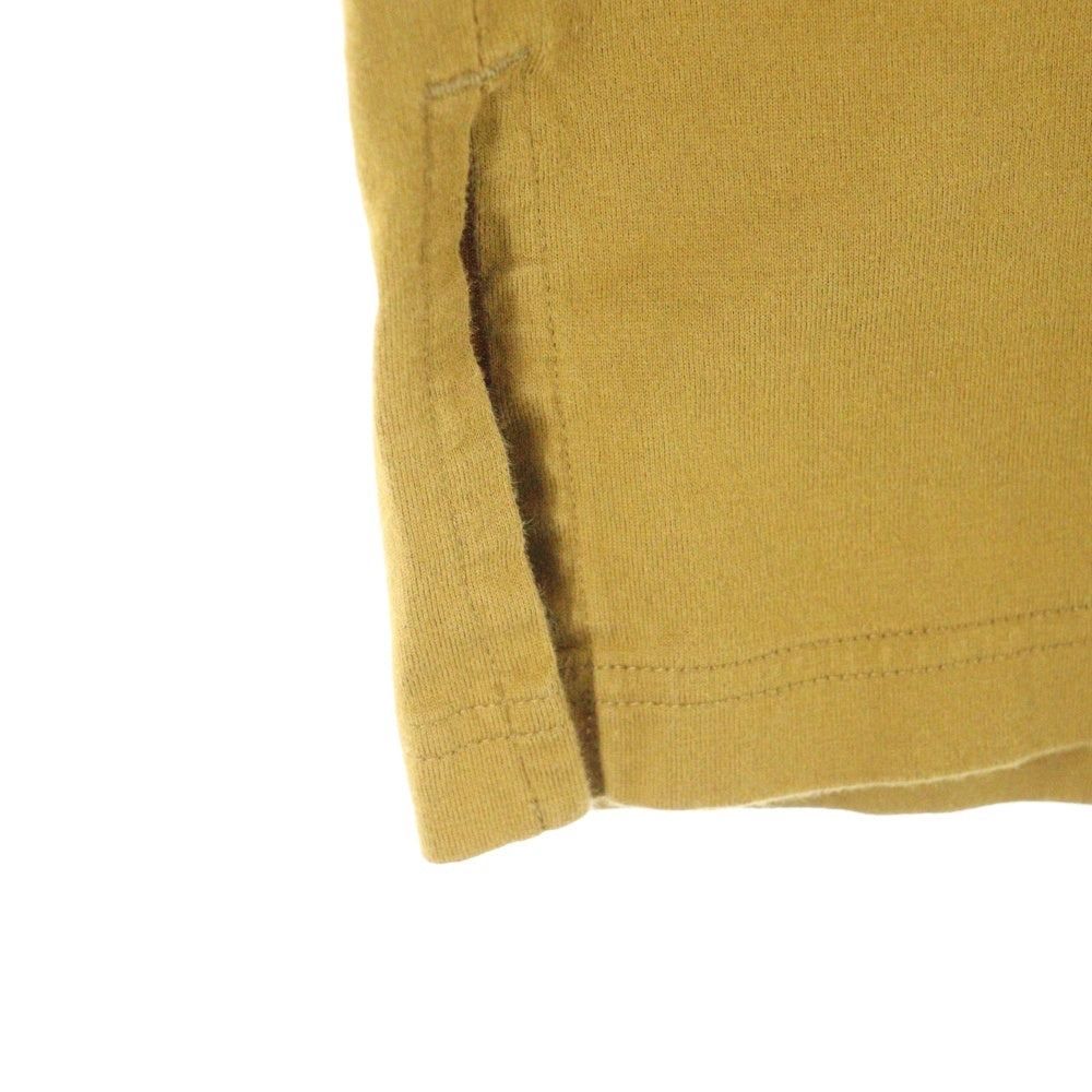 FRED PERRY(フレッドペリー) ロゴプリント ヨックモック 半袖Tシャツ ベージュ