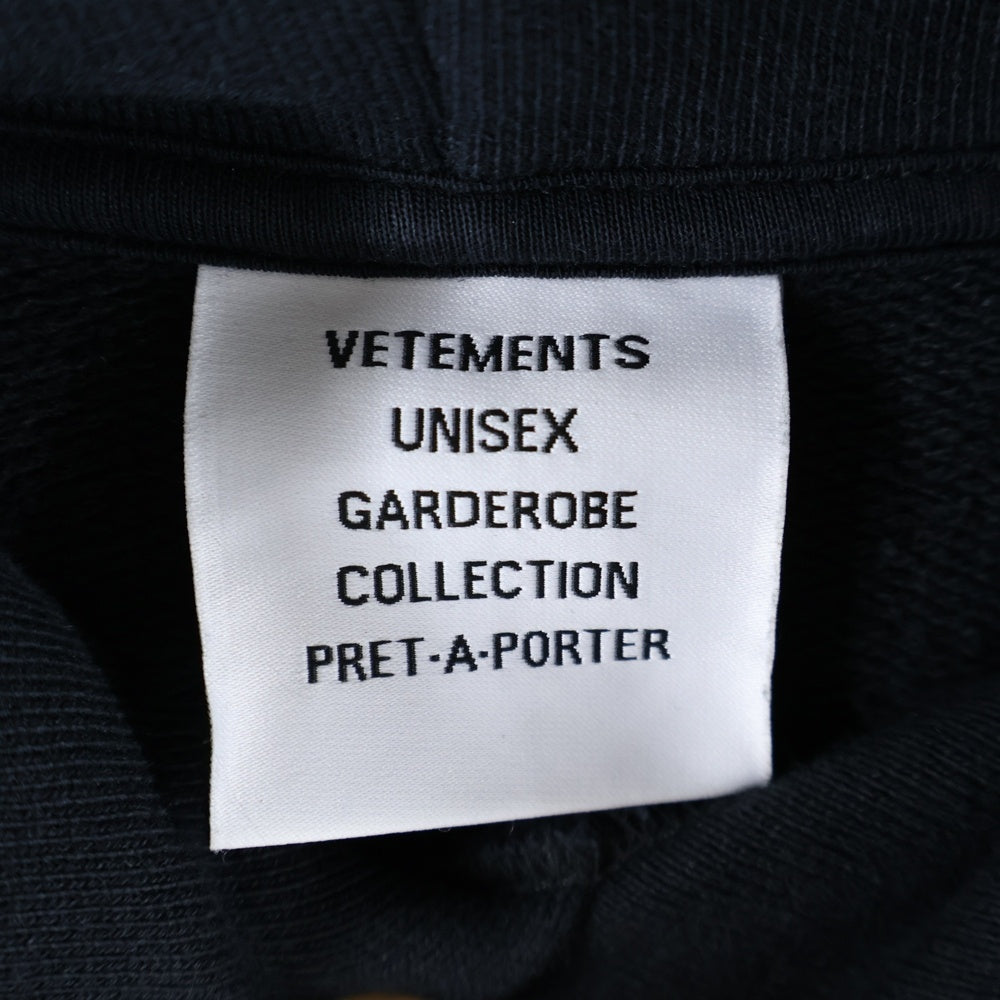 VETEMENTS(ヴェトモン) 25SS Back Street Boys Oversized Hoodie フロントプリント プルオーバーパーカー フーディ ブラック UA66HD700B