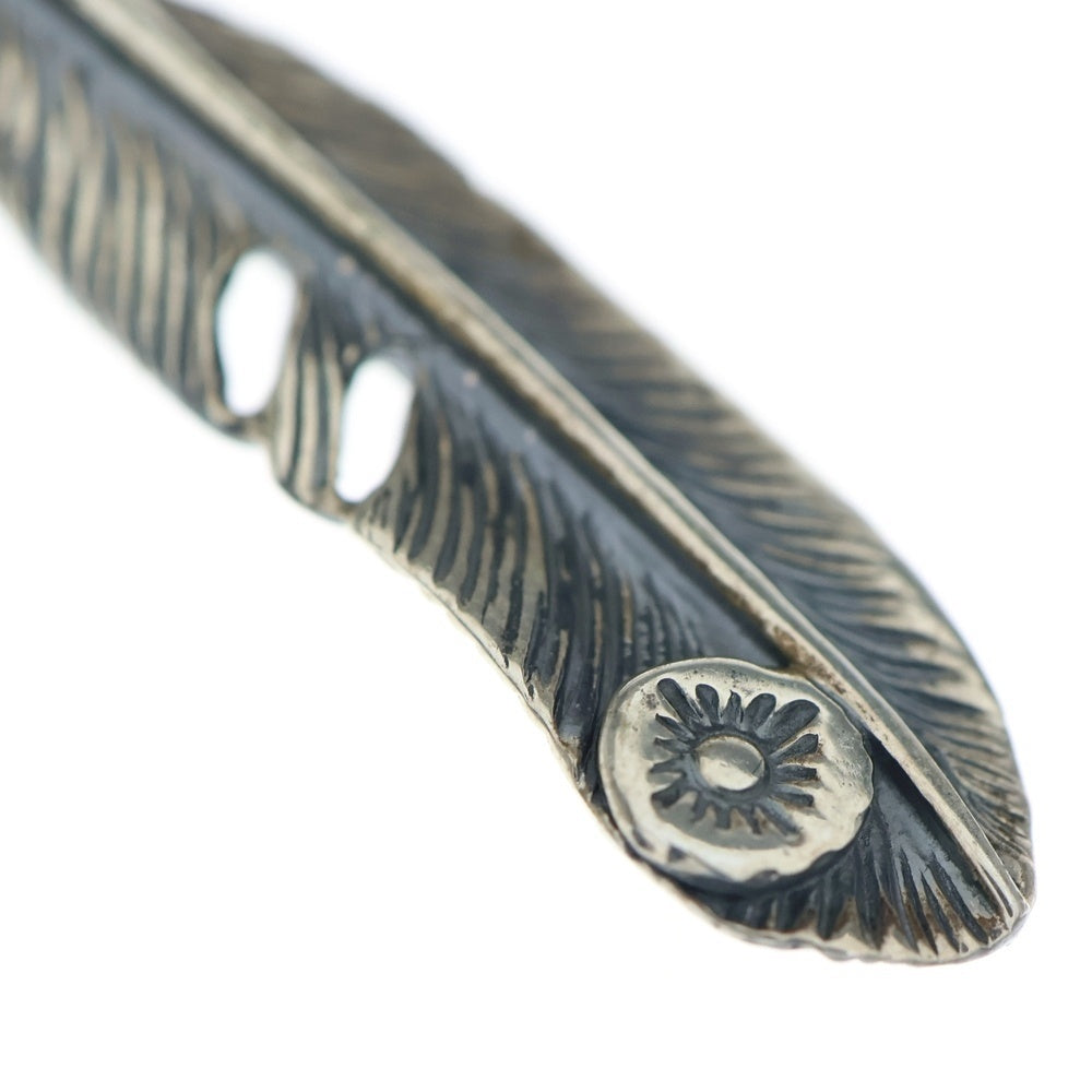 ARIZONA FREEDOM(アリゾナフリーダム) T-11g SV プレーンフェザー 右向き 40mm ペンダントトップ シルバー