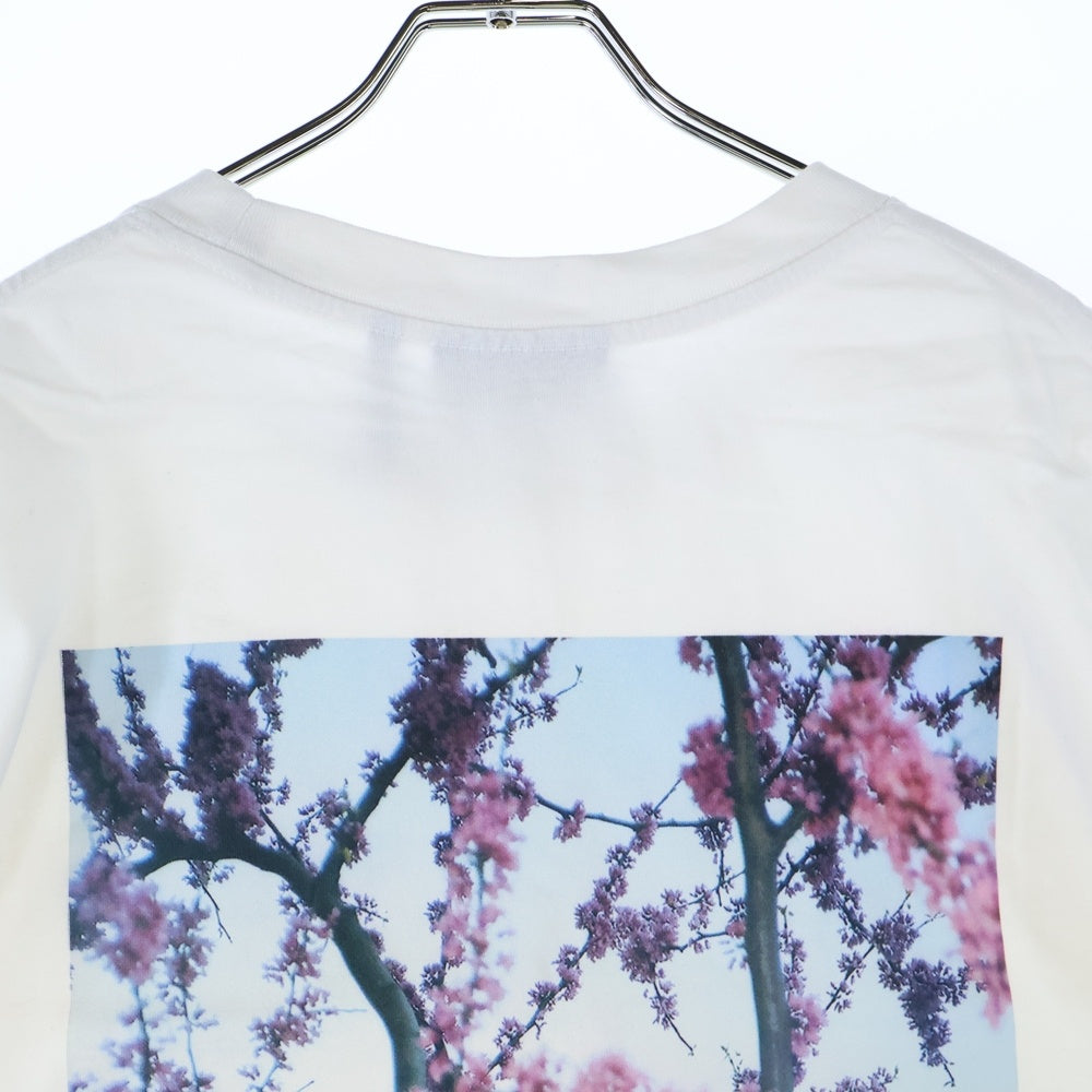 ESSENTIALS FEAR OF GOD(エッセンシャル フィアオブゴッド) boxy photo バックフォト フラワープリント 桜 クルーネック半袖Tシャツ カットソー ホワイト