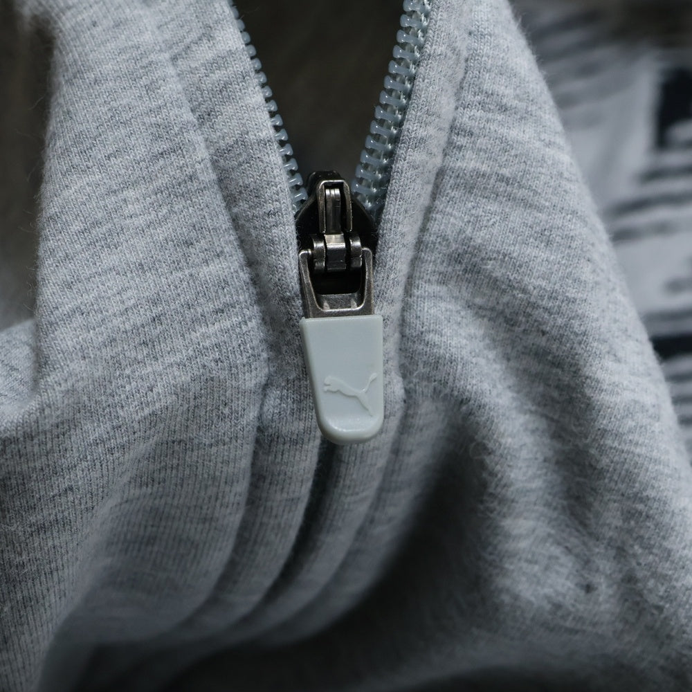 PUMA(プーマ) フルジップ 袖ロゴプリント スウェット パーカー グレー