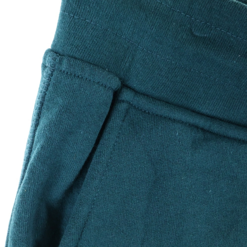 UNDEFEATED(アンディフィーテッド) ロゴ パッチ スウェット パンツ グリーン