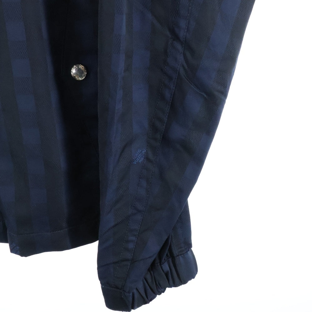 LOUIS VUITTON(ルイヴィトン) ダミエ フード付き ジップアップ ナイロンジャケット ブラック/ネイビー RM142M H6B31WPYR