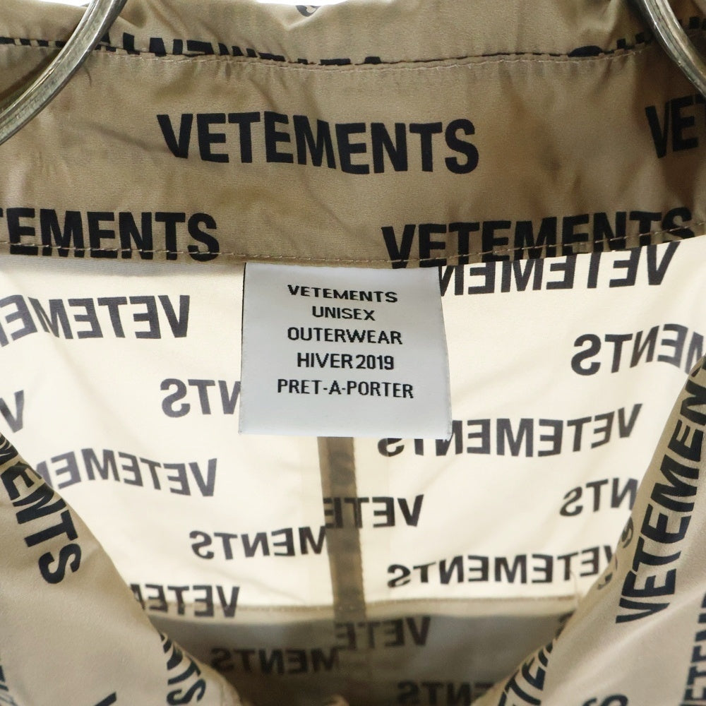 VETEMENTS(ヴェトモン) 18AW MONOGRAM RAINCOAT ロゴ総柄 ナイロン