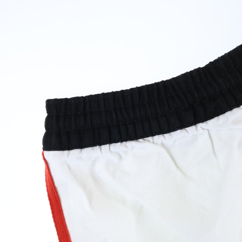 NO BRAND(ノーブランド) 【The Trilogy Tapes ザトリロジーテープス】 POLO SHORT ポロ サイドライン ロゴプリントショーツ ハーフパンツ ホワイト/レッド