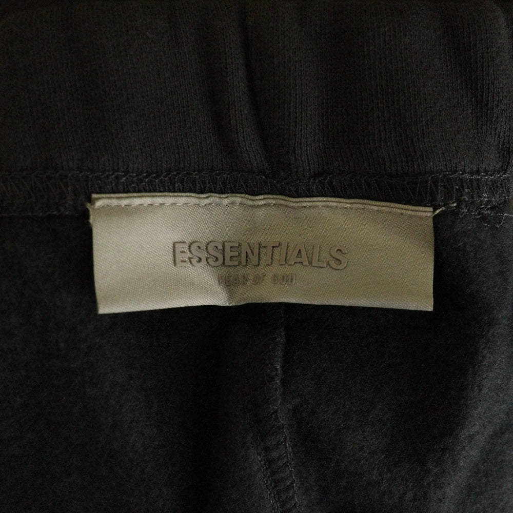 FEAR OF GOD ESSENTIALS(フィアオブゴッド エッセンシャルズ) 1977 ロゴ スウェットパンツ チャコールグレー