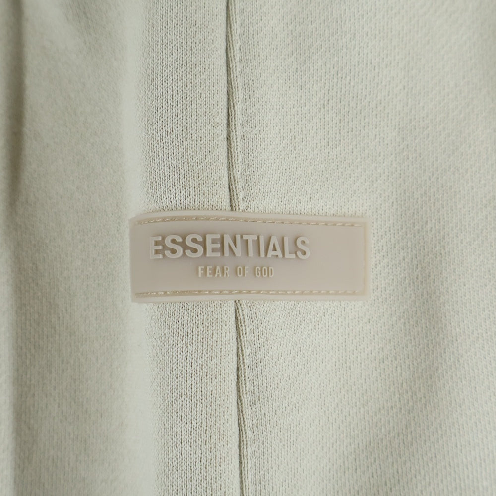 FEAR OF GOD ESSENTIALS(フィアオブゴッド エッセンシャルズ) SHORT PANTS フェルトロゴ スウェットハーフパンツ ショーツ ベージュ
