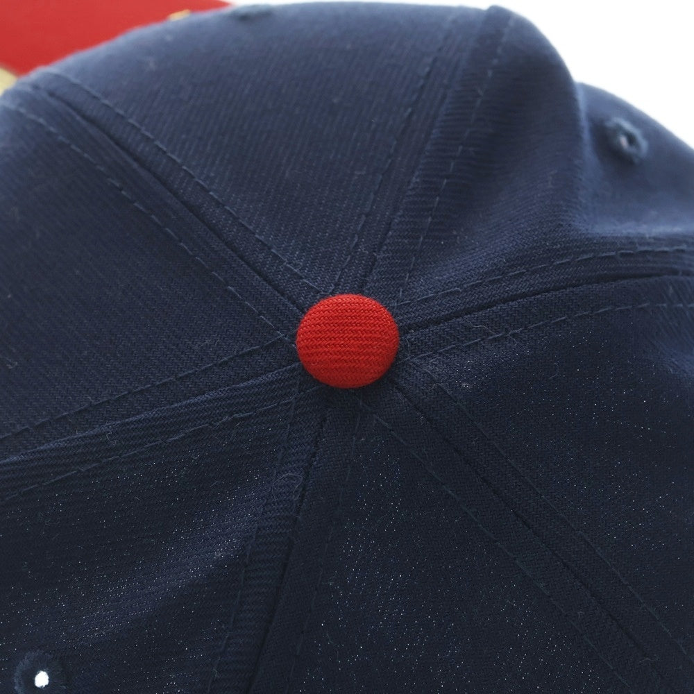 NEW ERA(ニューエラ) ジャッキーロビンソン Ailes 崎山翼 ロゴ刺繍 6パネルベースボールキャップ 帽子 ネイビー/レッド