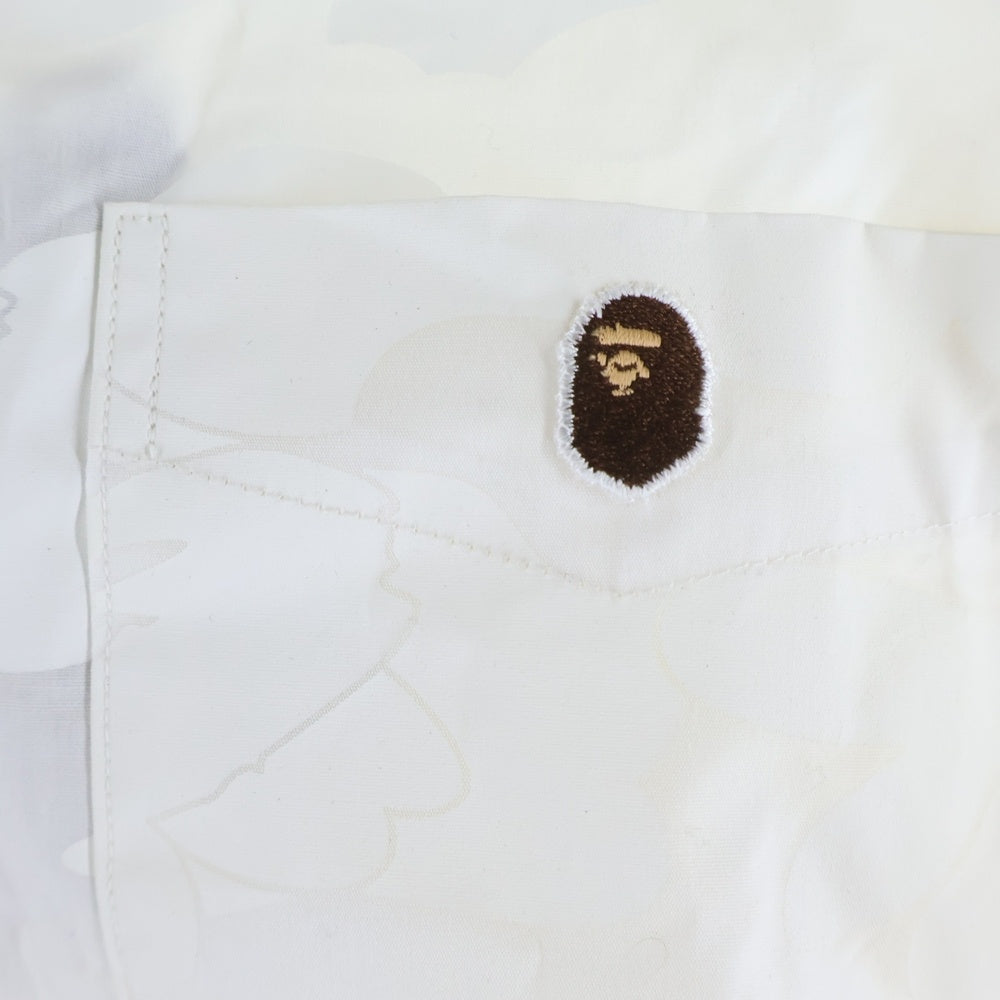 A BATHING APE(アベイシングエイプ) RELAXED FIT L/S SHIRTS カモ総柄 胸ポケット ロゴ刺繍 長袖シャツ ホワイト