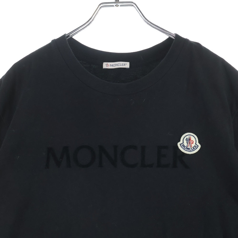 MONCLER(モンクレール) 23SS フロッキーロゴプリント ワッペン クルーネック 半袖Tシャツ カットソー ブラック I10918C00064 8390T
