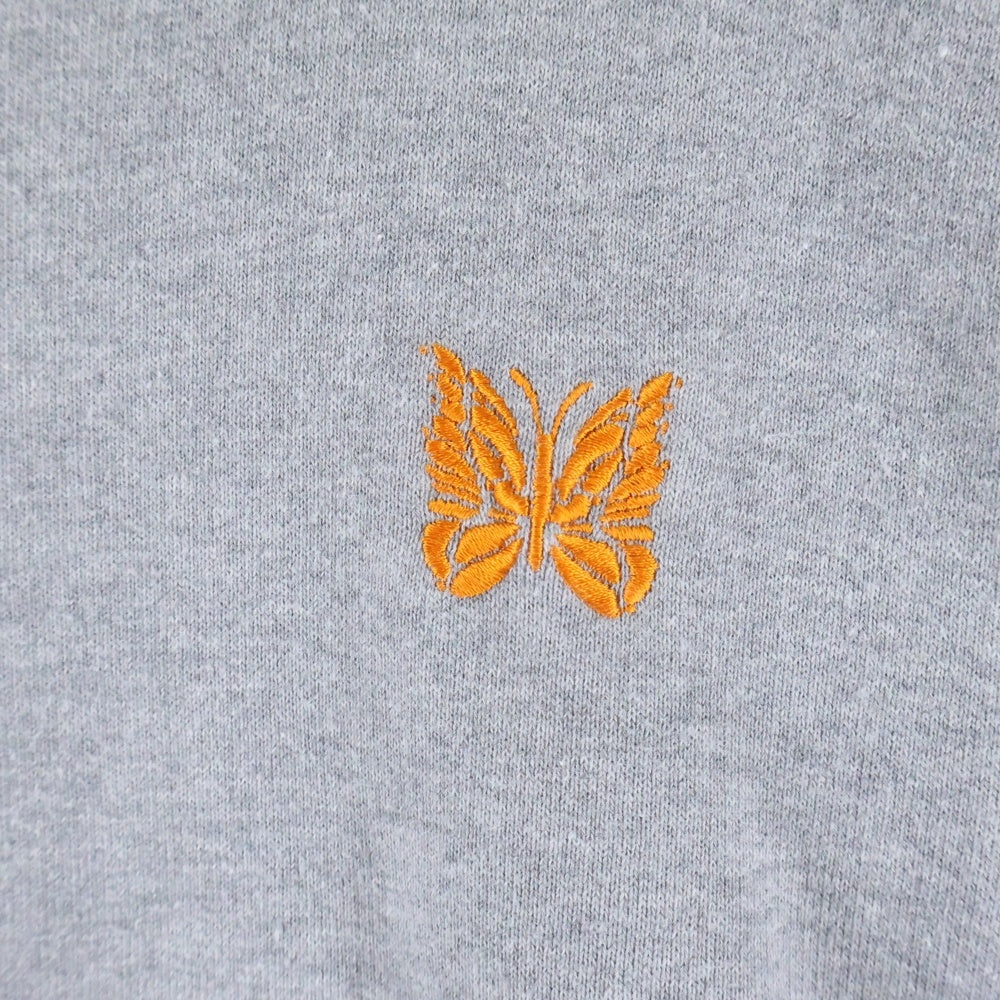 Needles(ニードルス) ロゴ刺繍 22AW クルーネック スウェット グレー LQ377