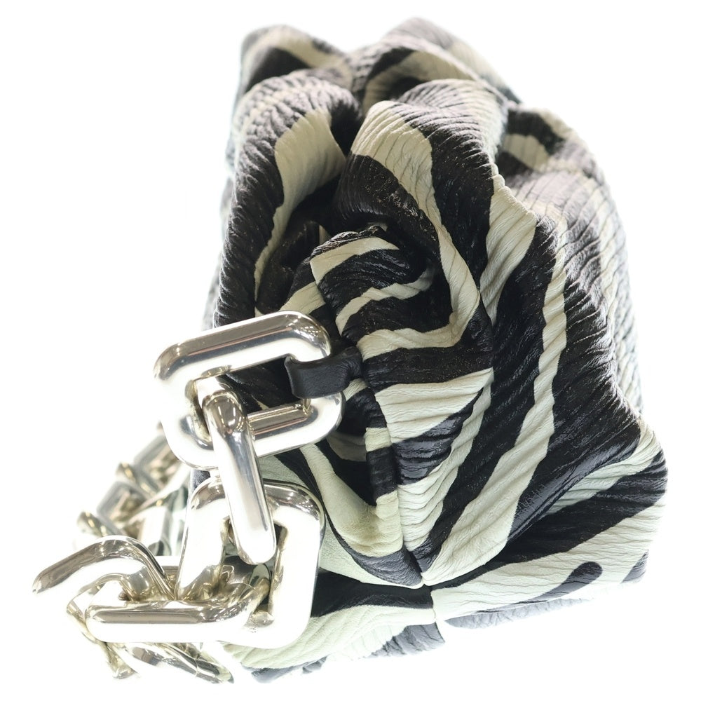 BOTTEGA VENETA(ボッテガヴェネタ) Nappa Zebra Print Chain Pouch ナッパ ゼブラ プリント チェーンハンドバック ポーチ ブラック/ホワイト 620230 レディース
