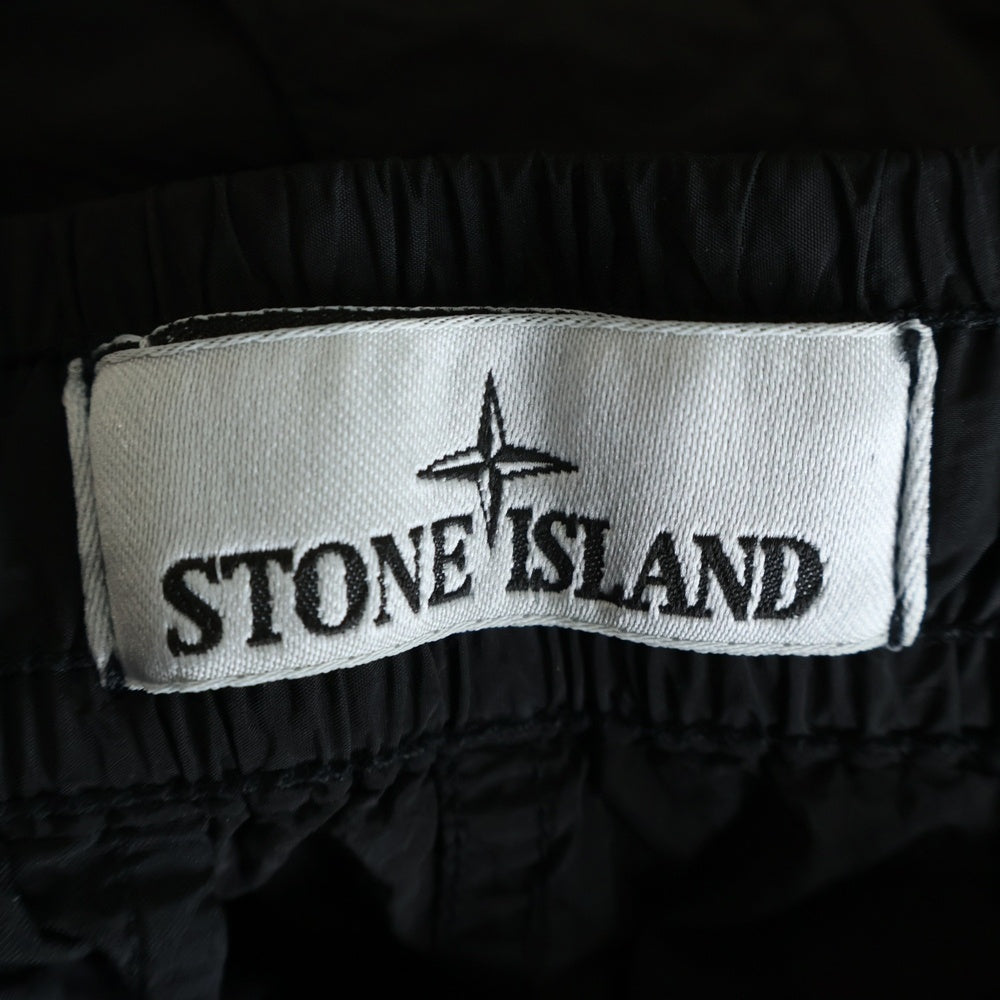 STONE ISLAND(ストーンアイランド) 25SS マルチポケット ロゴワッペン ナイロン カーゴパンツ ブラック K1S153100006 S0019