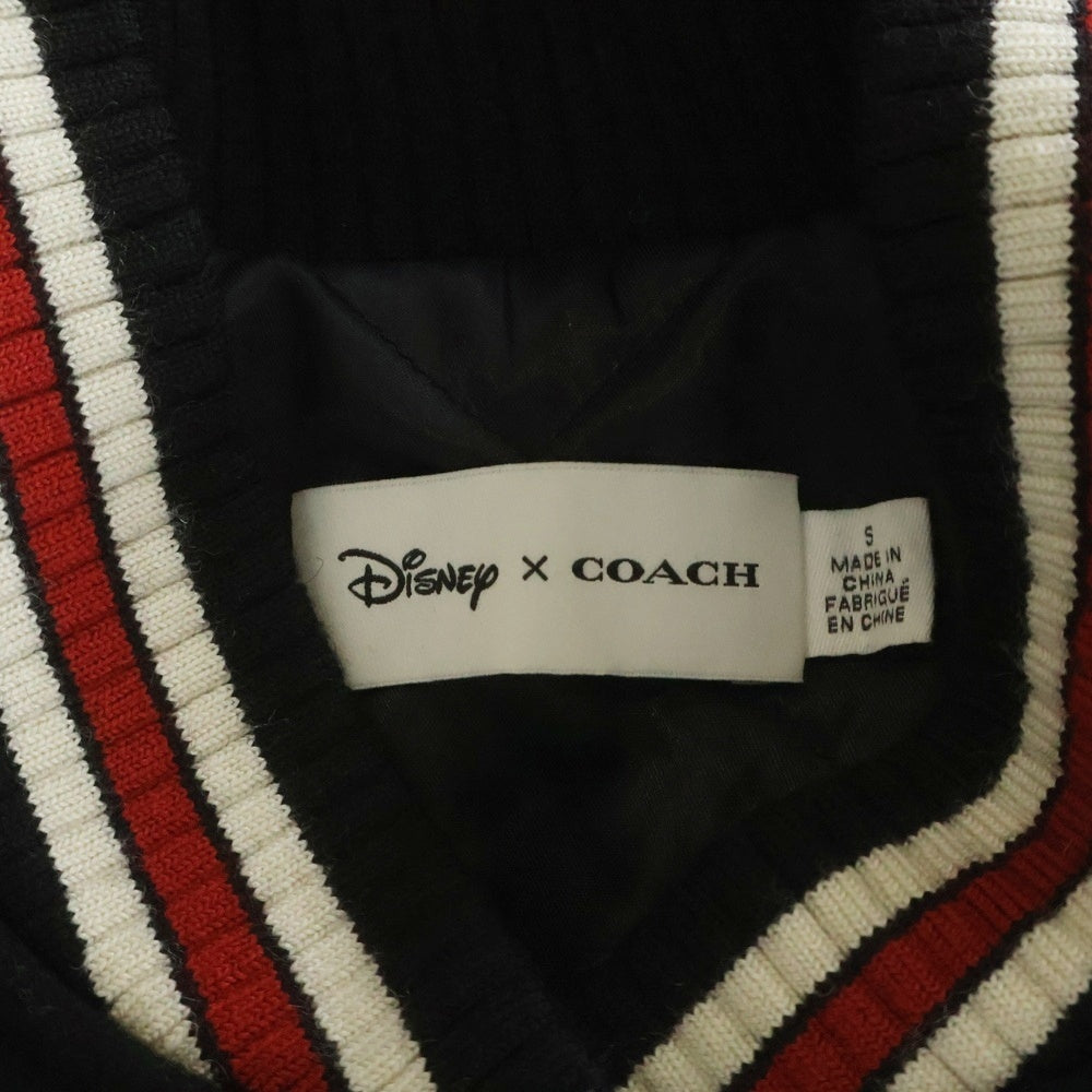 COACH(コーチ) × Disney ディズニー ミッキーマウス パッチ 裏地キルティング ウールバーシティジャケット ブルゾン ブラック CL448