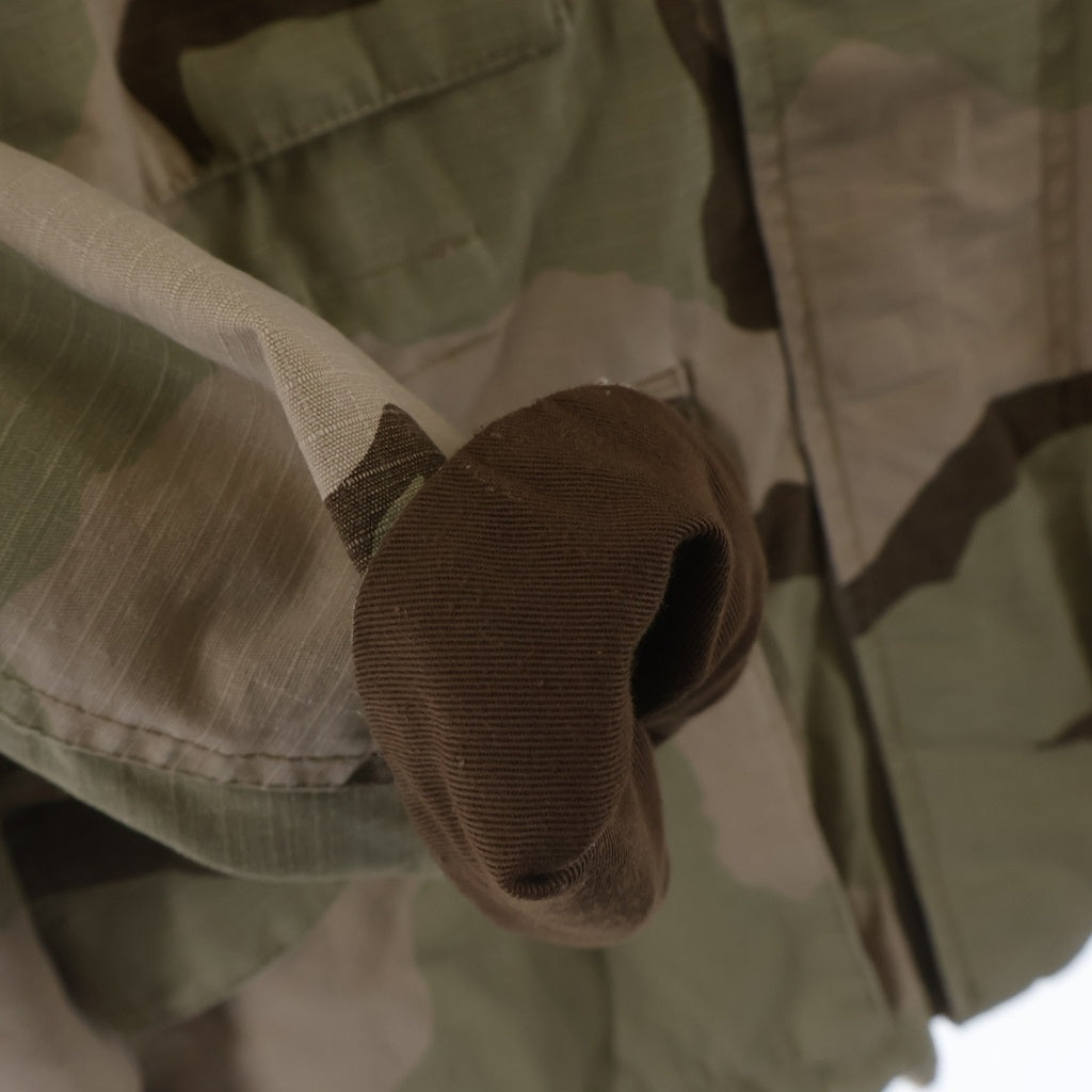 STUSSY(ステューシー) M65 JACKET SAND CAMO ロゴ刺繍 ジップアップ ナイロン ミリタリージャケット カーキ