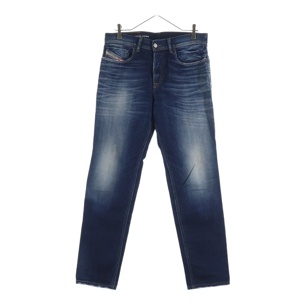 DIESEL(ディーゼル) 23AW D-Finitive Jeans ウォッシュド加工 ボタンフライ デニムパンツ インディゴ レディース