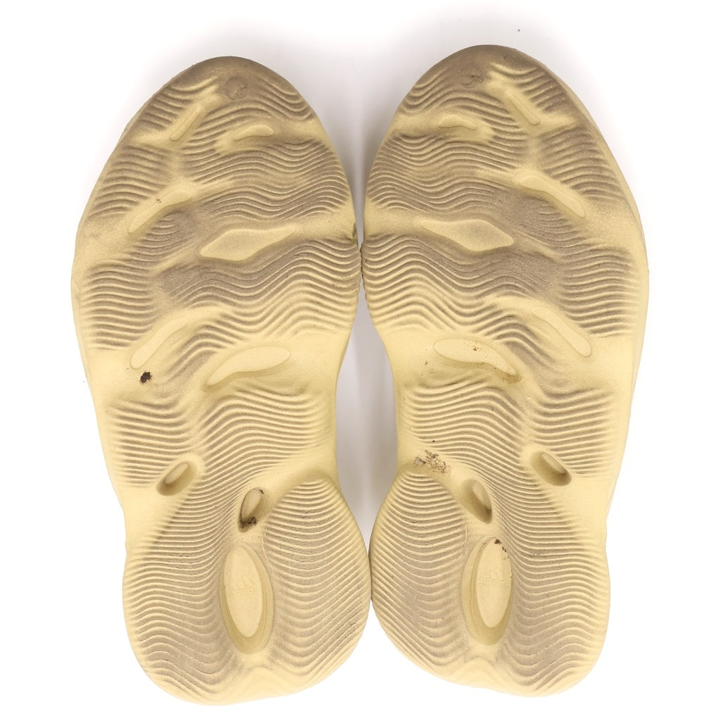adidas(アディダス) YEEZY Foam Runner Sulfur イージーフォームランナー サルファー サンダル ベージュ US9/27.5cm GV6775