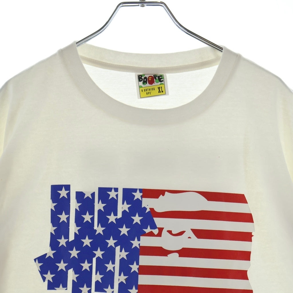 A BATHING APE アベイシングエイプ 15SS × UNDEFEATED LOS ANGELS FLAG TEE アンディフィーテッド ロサンゼルス フラッグ 星条旗 クルーネック 半袖Tシャツ カットソー ホワイト A BATHING APE(アベイシングエイプ) 15SS × UNDEFEATED LOS ANGELS