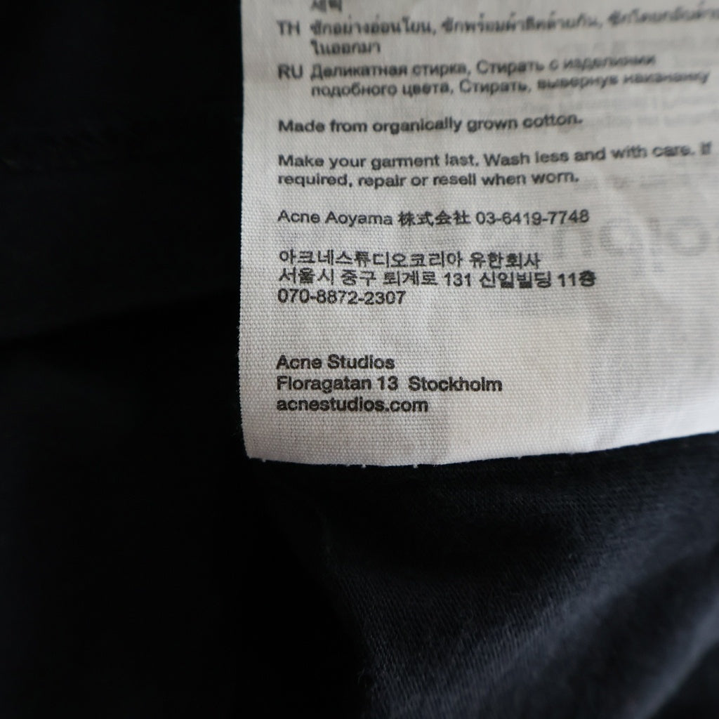 Acne Studios(アクネ ストゥディオズ) フロントロゴプリント レギュラーフィット リンガー 半袖Tシャツ カットソー ホワイト/ブラック