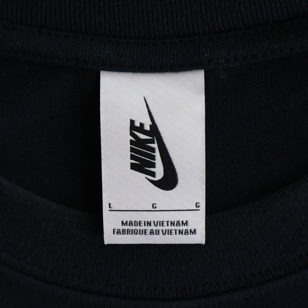 NIKE(ナイキ) ×STUSSY International Logo S/S Tee インターナル ロゴプリント クルーネック 半袖Tシャツ カットソー ブラック DD3342-010