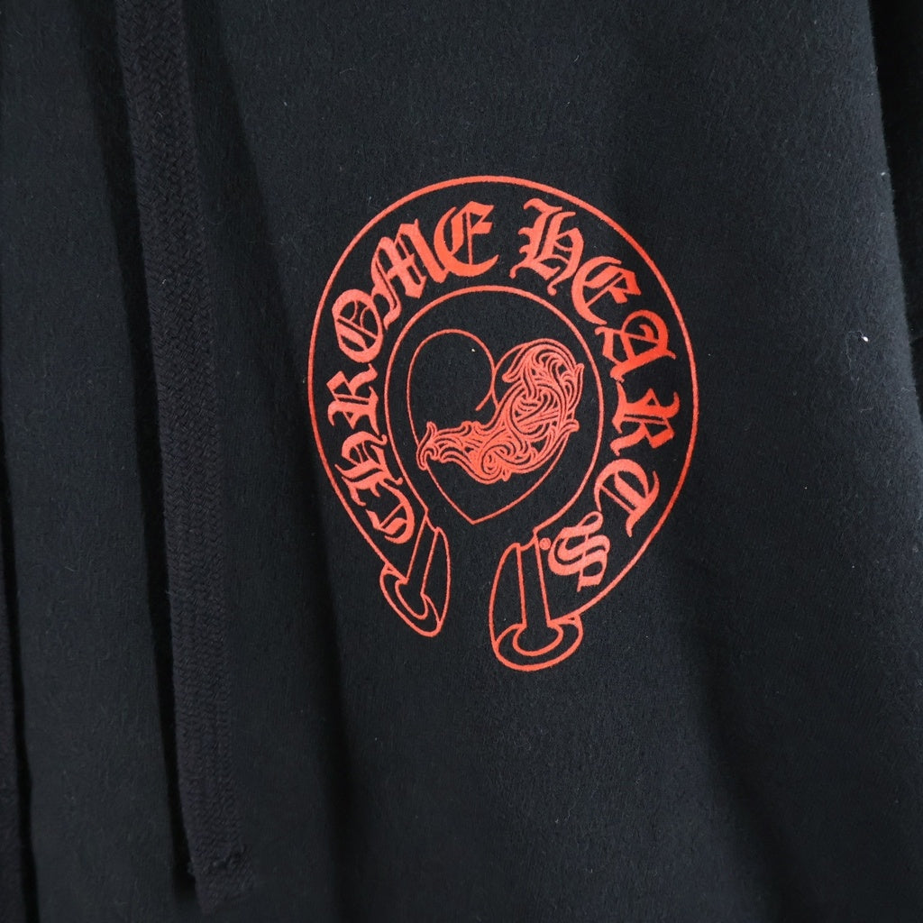 CHROME HEARTS(クロムハーツ) ×DEADLY DOLL デッドリードール ホースシュープリント プルオーバーパーカー フーディー ブラック/レッド